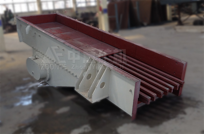 振動(dòng)給料機(jī)實(shí)拍3