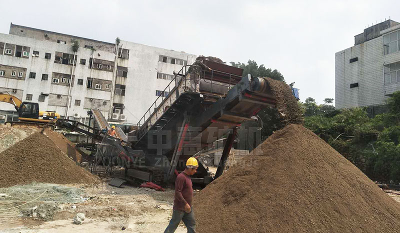 履帶移動(dòng)破碎站