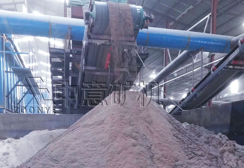 廣州環(huán)保固廢建筑裝修垃圾粉碎再生利用項目現(xiàn)場 廣州環(huán)保固廢建筑裝修垃圾粉碎再生利用項目現(xiàn)場