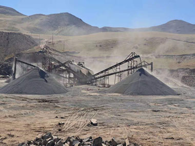 日產(chǎn)300噸砂石骨料碎石分篩一體機(jī)售價(jià)