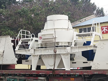 石子制沙機(jī)設(shè)備哪家公司好？時(shí)產(chǎn)100噸沖擊式破碎機(jī)價(jià)格